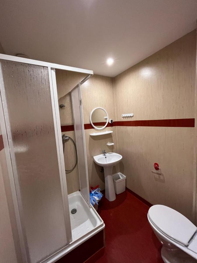 Hotel O. W. Bryza à Rowy  Extérieur photo